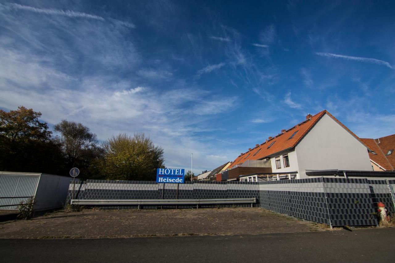 Hotel Heisede Sarstedt Exterior foto